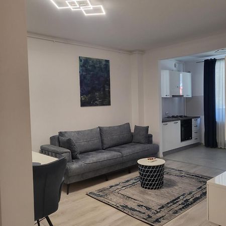 Hils Pallady Apartament Lyly Bucharest Exterior photo